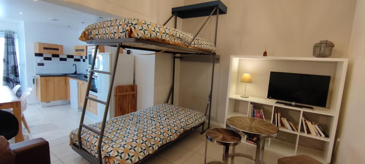 Chaleureuse Petite Maison De Bourg Beaumont-sur-Sarthe Eksteriør bilde