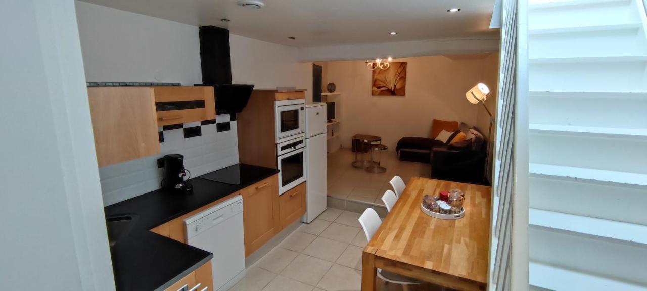 Chaleureuse Petite Maison De Bourg Beaumont-sur-Sarthe Eksteriør bilde